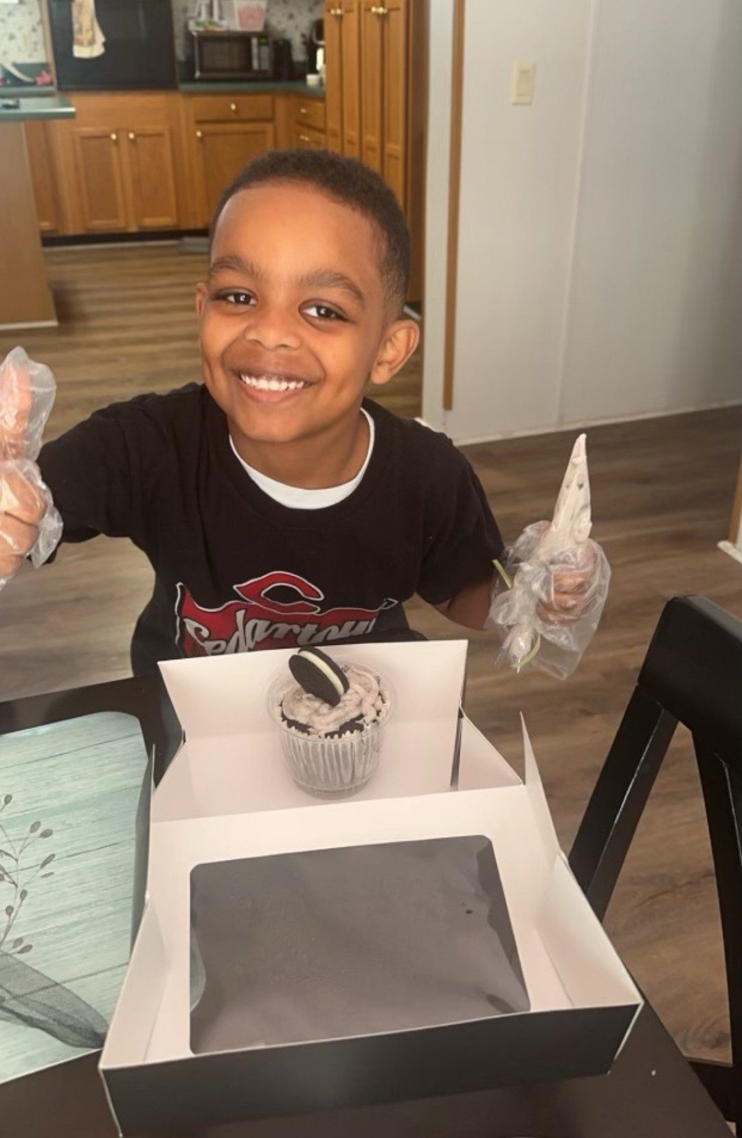 Build Your Own Cupcake Kit